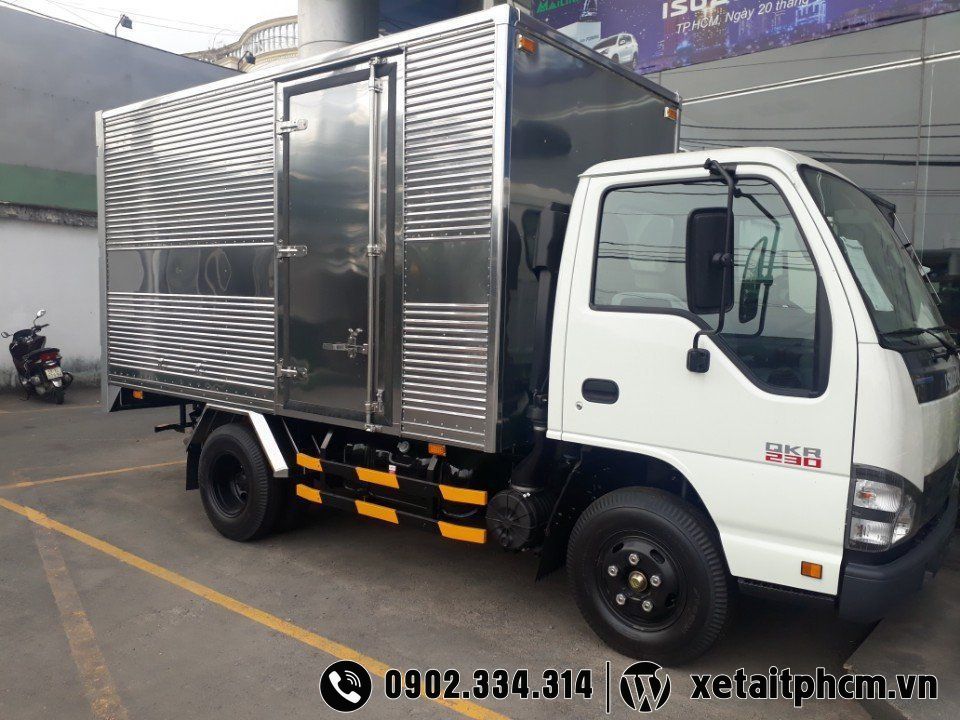 Xe tải qkr230 thùng kín 1.9 tấn