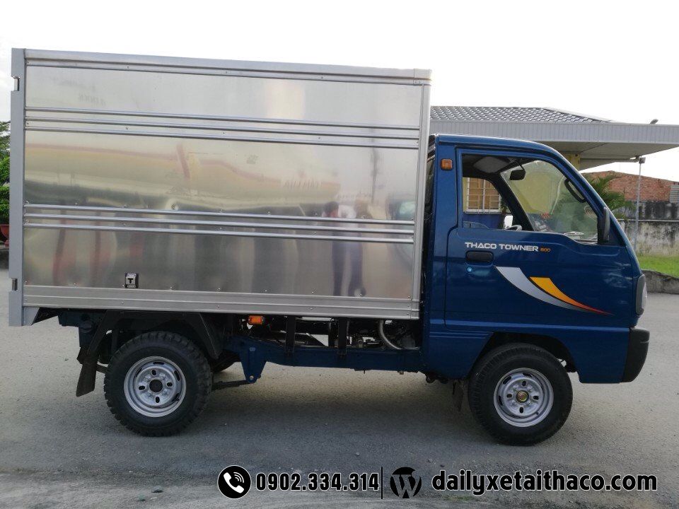 xe tải thaco towner 800 thùng kín