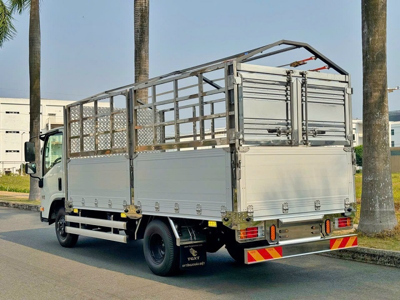 Kết cấu thùng isuzu qkr270