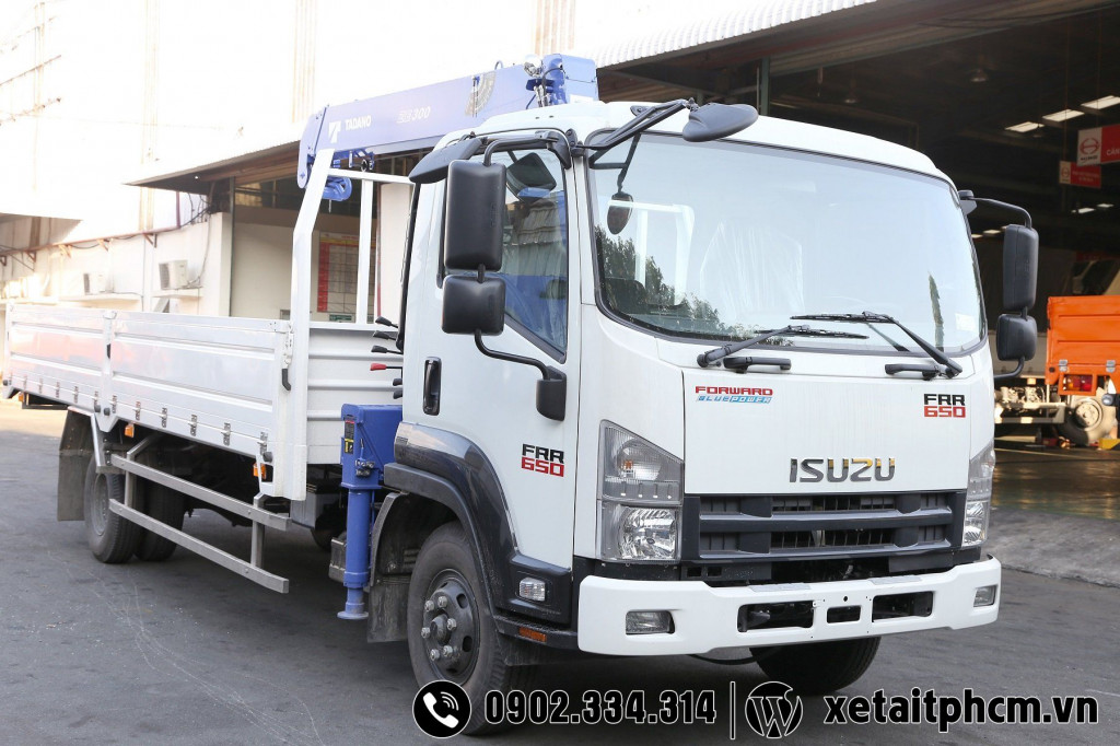 Xe tải Isuzu gắn cẩu Tadano  Xe tải ISUZU gắn cẩu Tadano 5 tấn