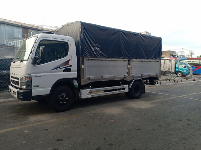 Xe tải fuso 3t4 thùng bạt 5 bửng