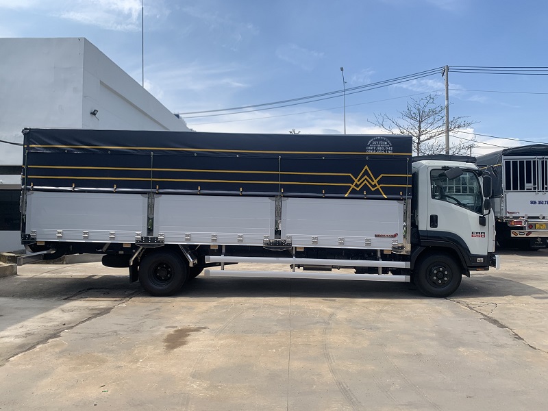 Xe tải isuzu 6t5