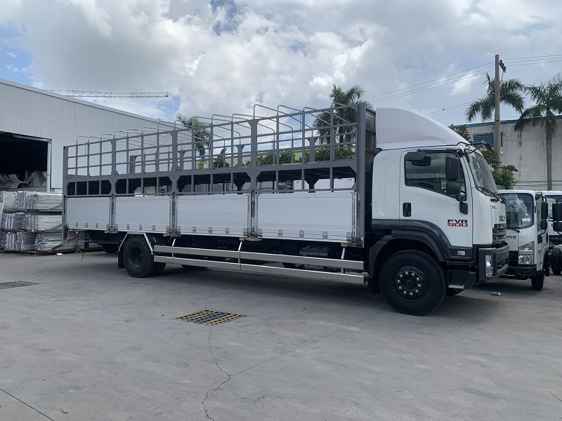 Xe tải isuzu fvr900 cho xe may