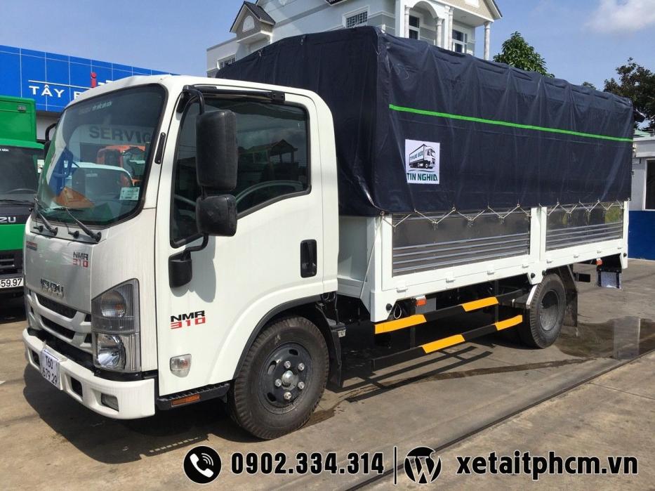 Xe tải Isuzu QKR 270 1T9 thùng kín Giá Xe Hình Ảnh Khuyến Mãi T92021